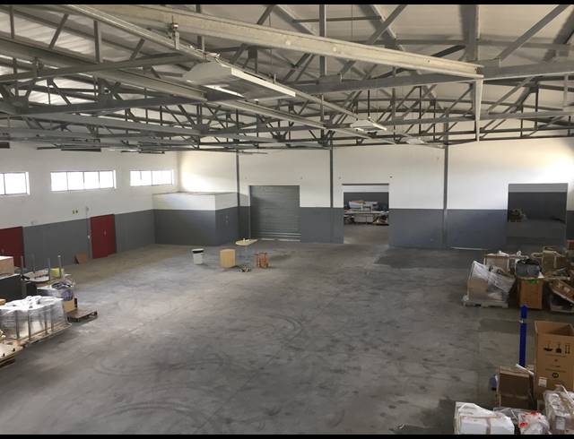 1,399M² WAREHOUSE RENTED IN CAPRICORN
